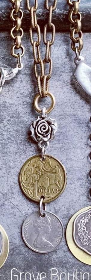 love.vintage Australian Bermuda Coins Flower Necklace