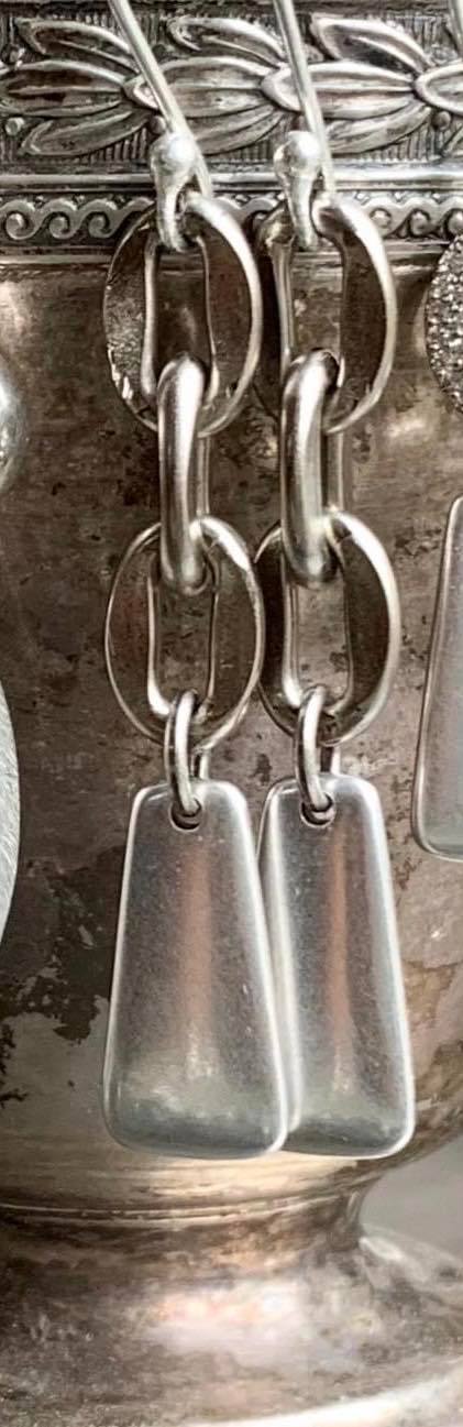 love.vintage Silver Drop Chain Earrings