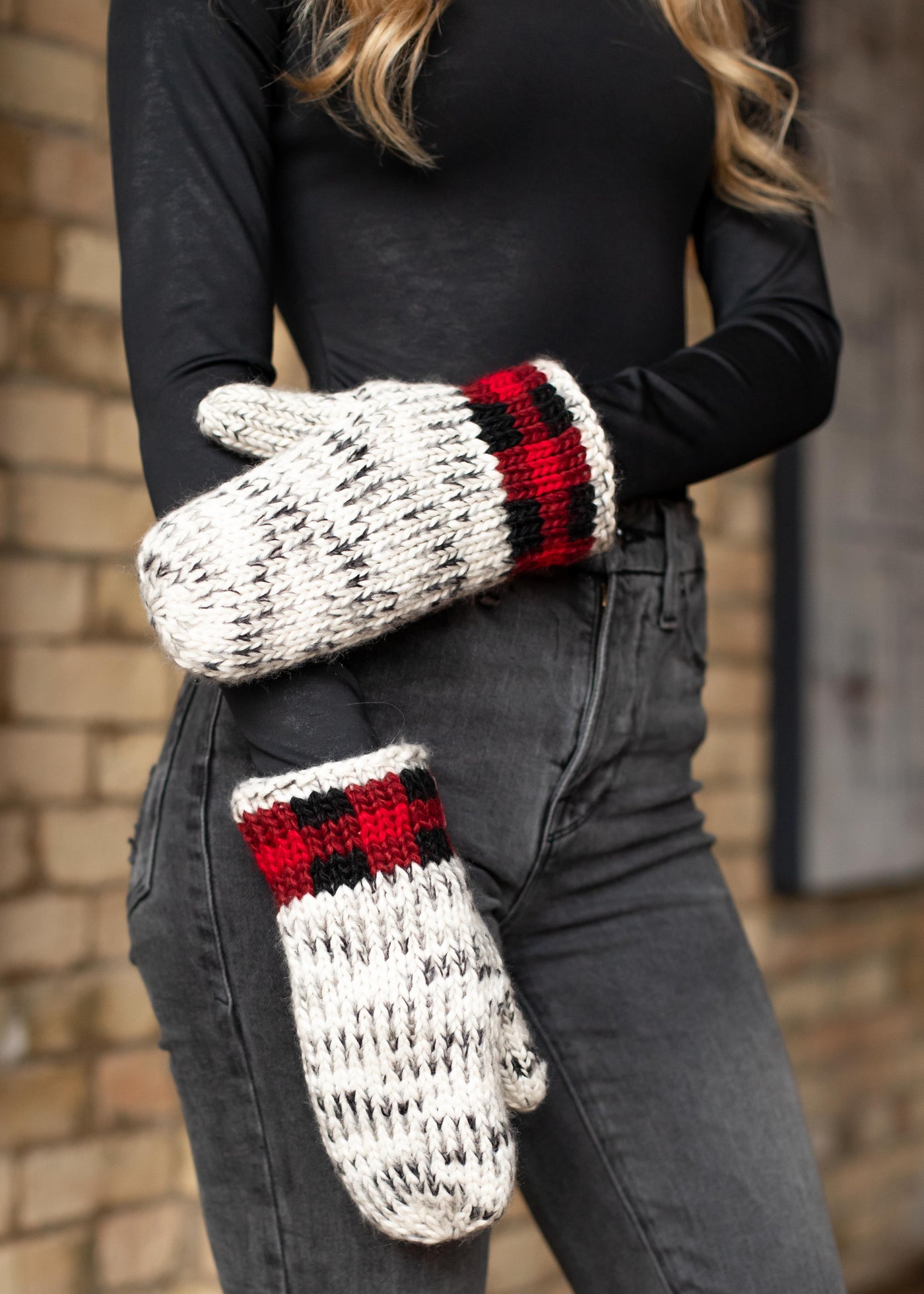 Fleece Lined Knit Pom Hat